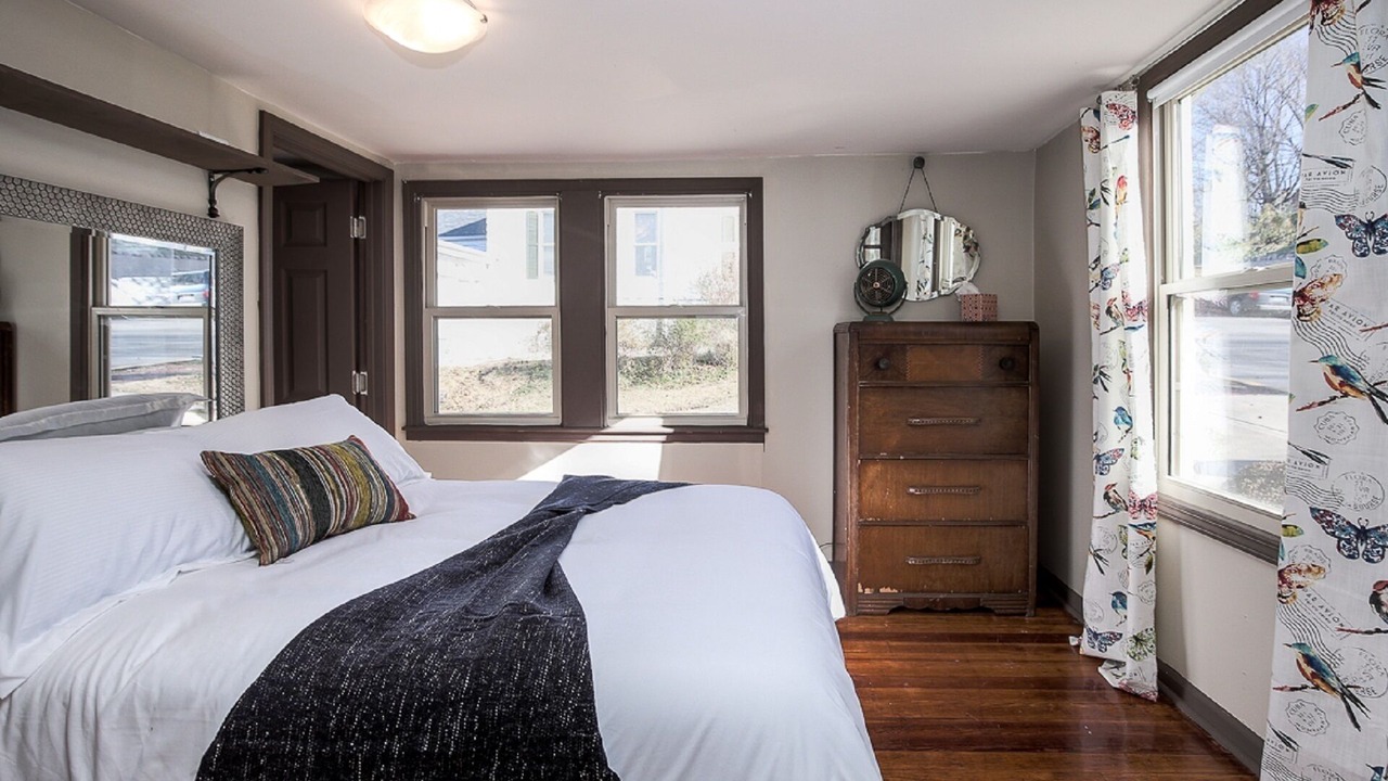 Photo of Bedroom in Weston