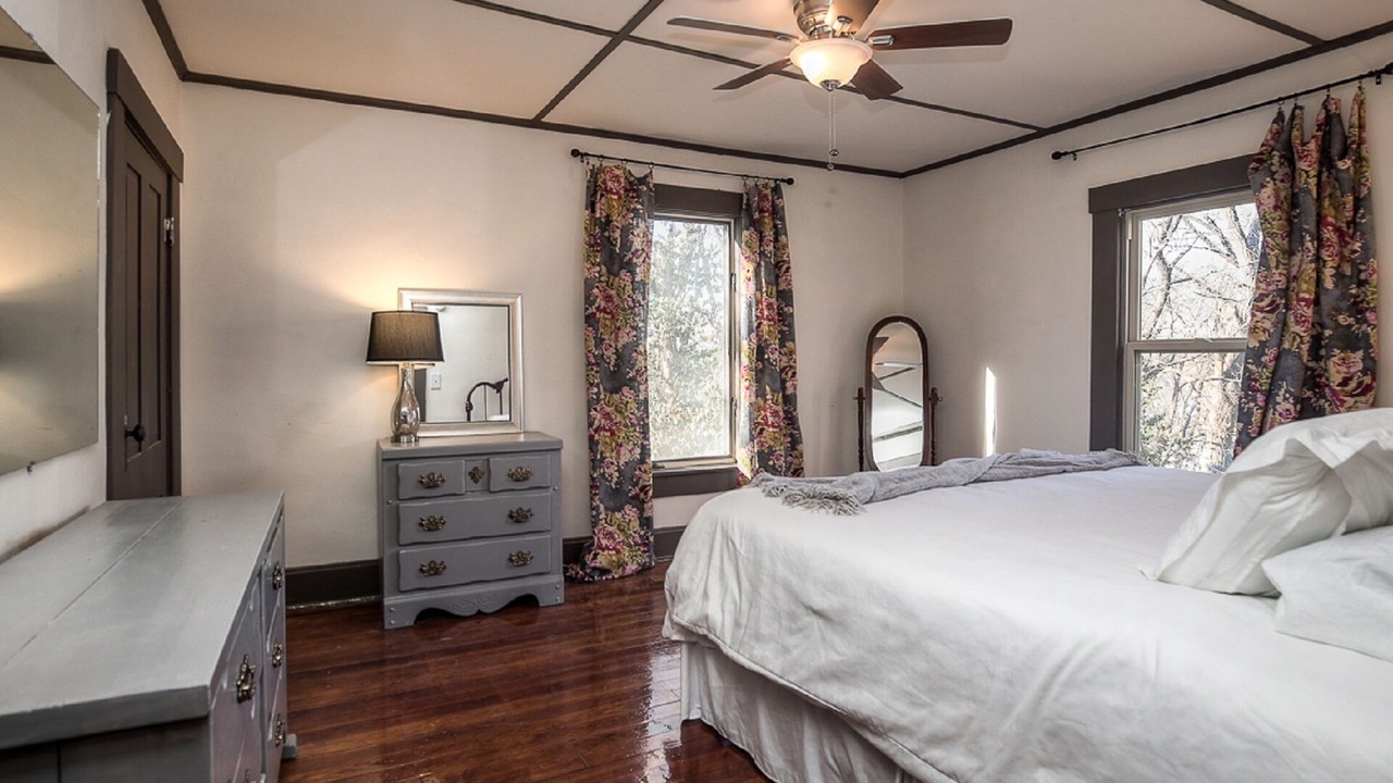 Photo of Bedroom in Weston