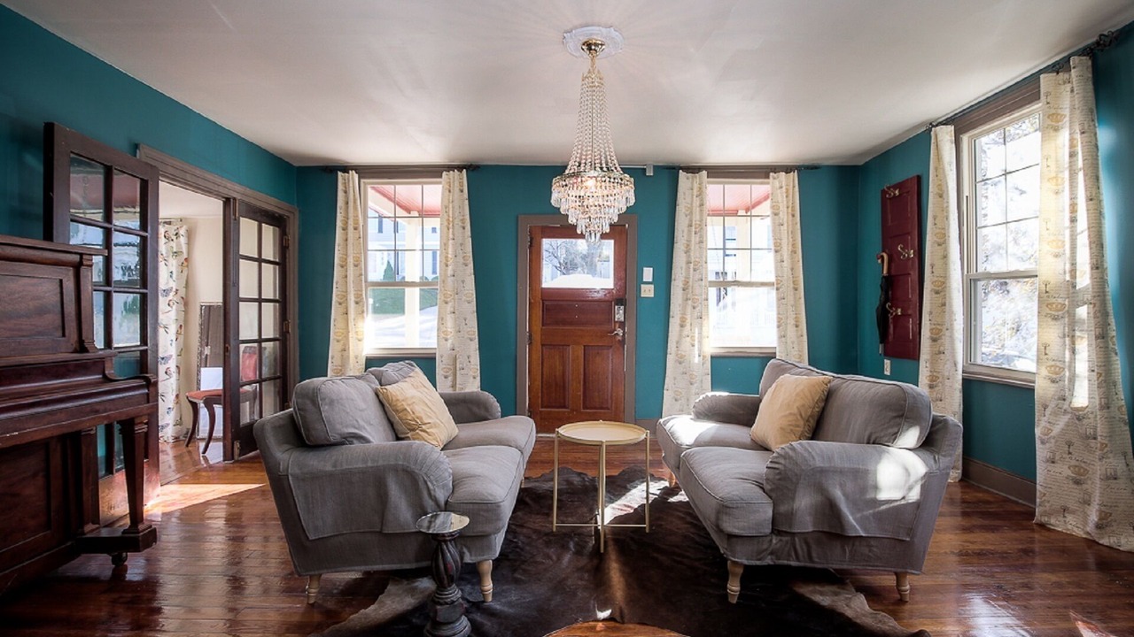 Photo of Livingroom in Weston