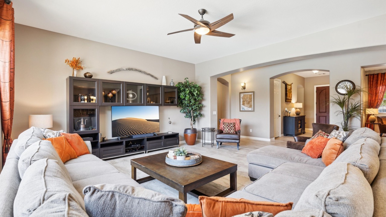 Photo of Bedroom in Windmill Ranch