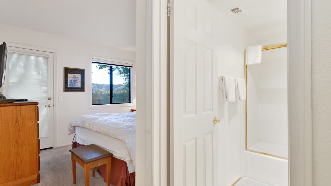 Photo of Bedroom in Big Bear Lake