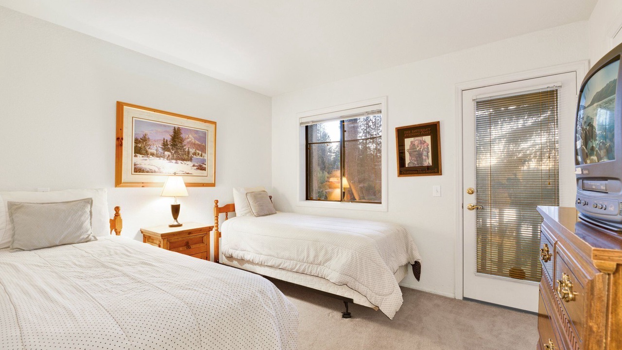 Photo of Bedroom in Big Bear Lake