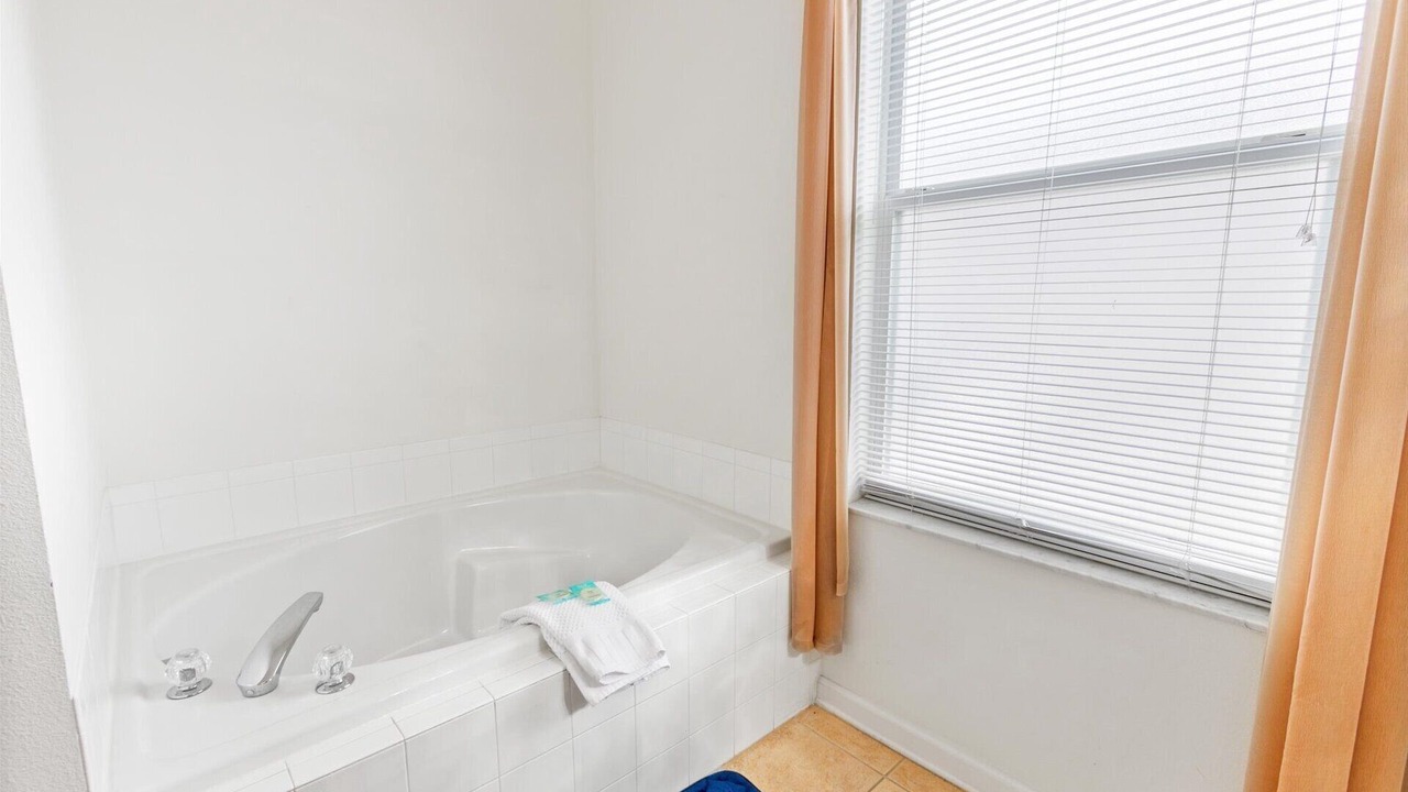 Photo of Bathroom in Windsor Palms