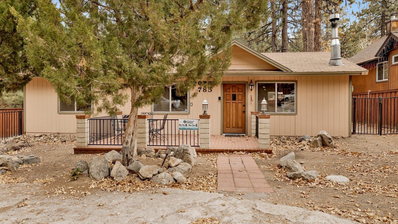 Photo of Outdoor in Summit Estates