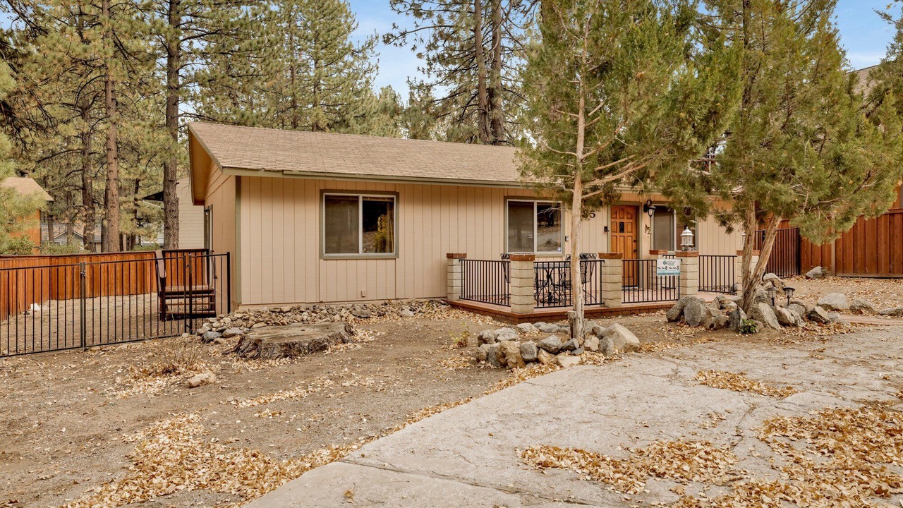 Photo of Outdoor in Summit Estates