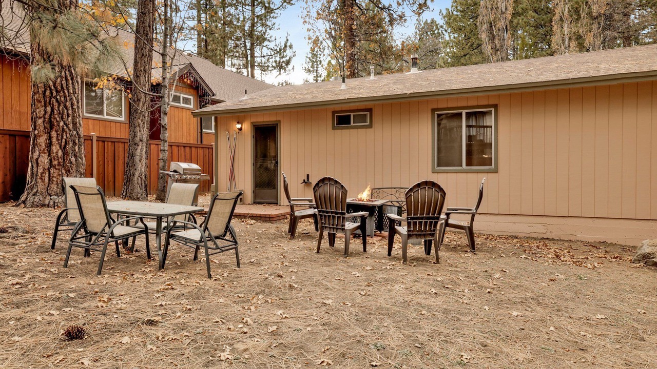 Photo of Outdoor in Summit Estates