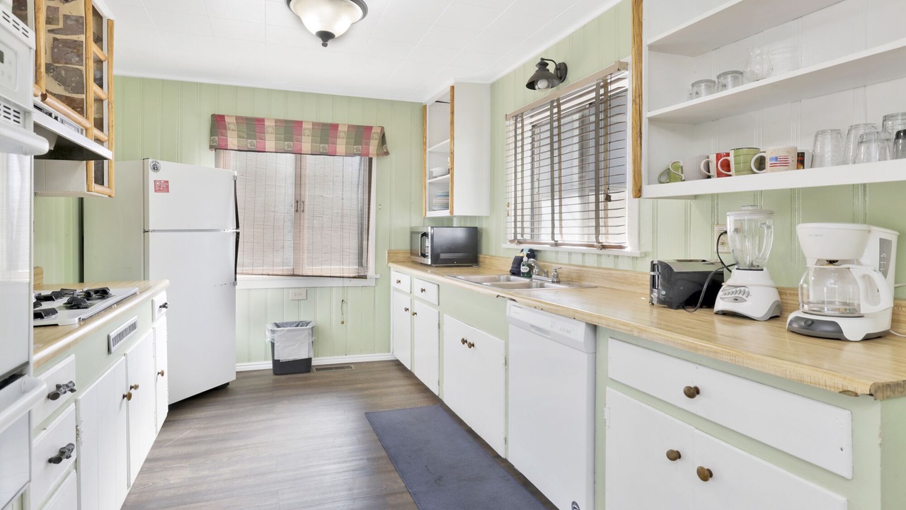 Photo of Kitchen in Big Bear Lake