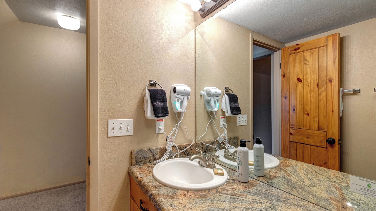 Photo of Bathroom in Park Meadows