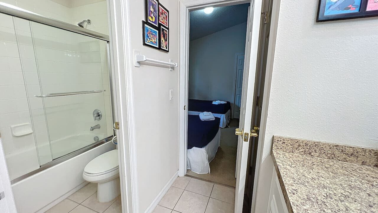 Photo of Bathroom in Highgate Park