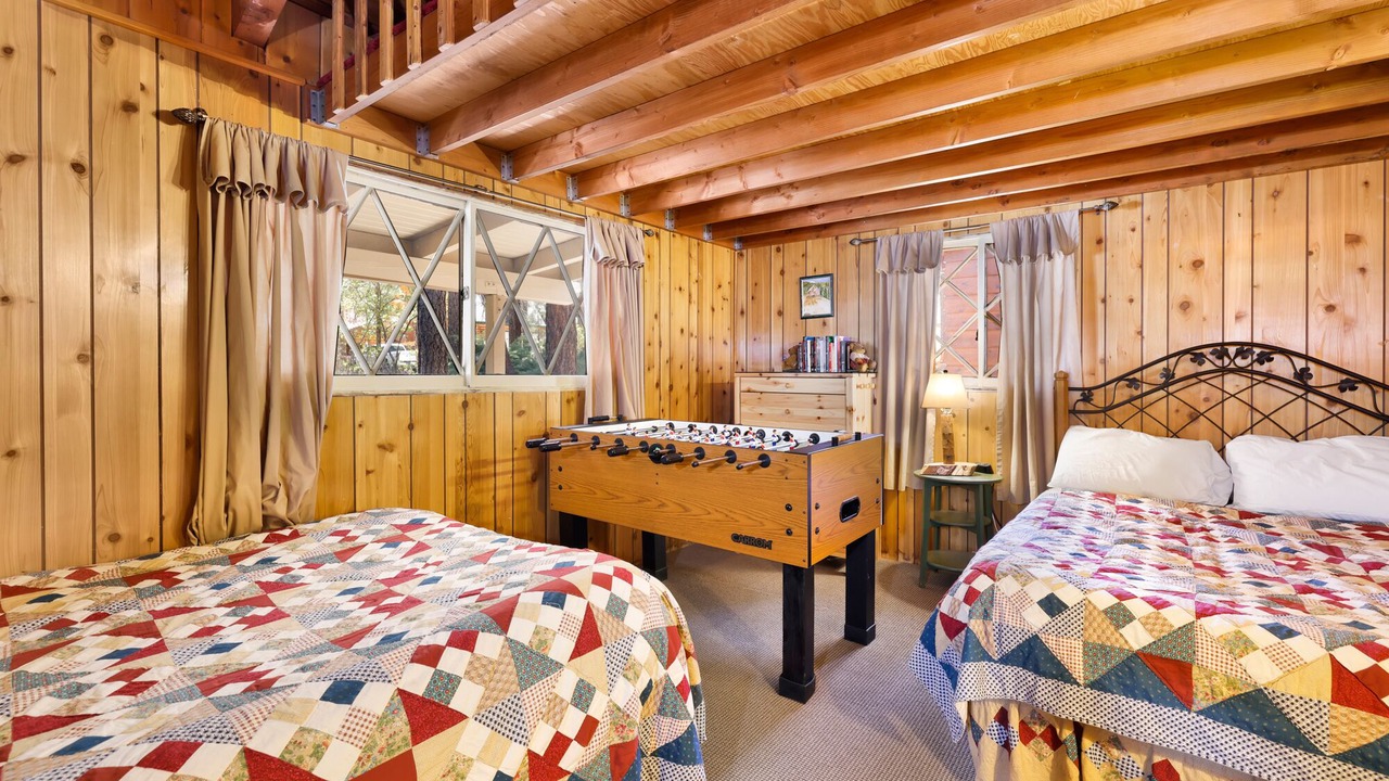 Photo of Bedroom in Big Bear Lake