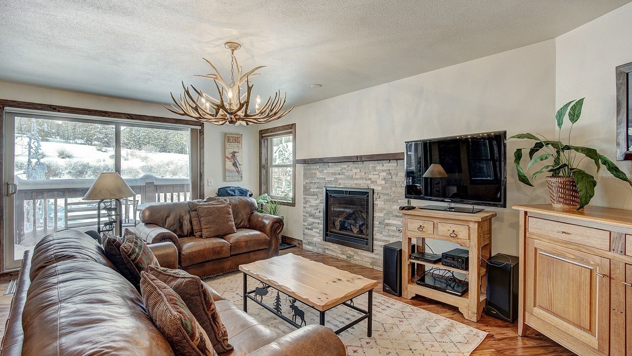 Photo of Livingroom in Four O'Clock