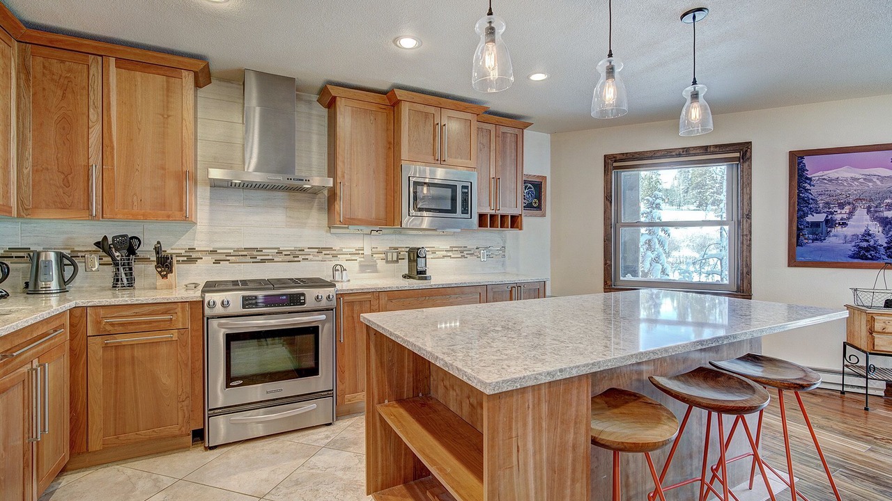 Photo of Kitchen in Four O'Clock