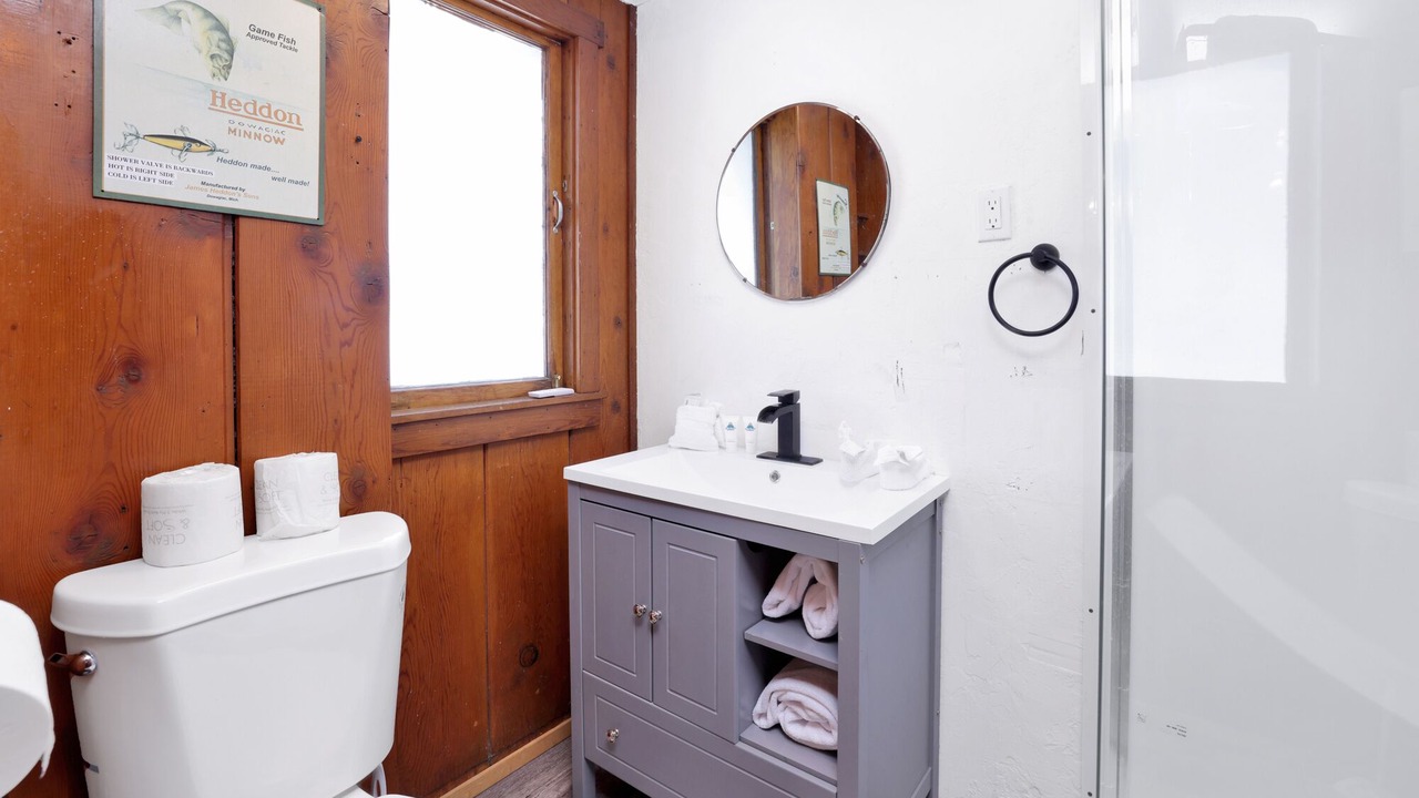 Photo of Bathroom in Big Bear Lake