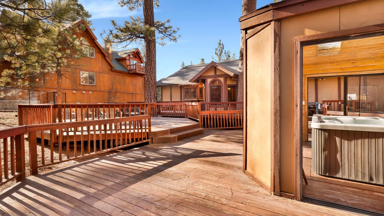 Photo of Patio Balcony in Evergreen Estates