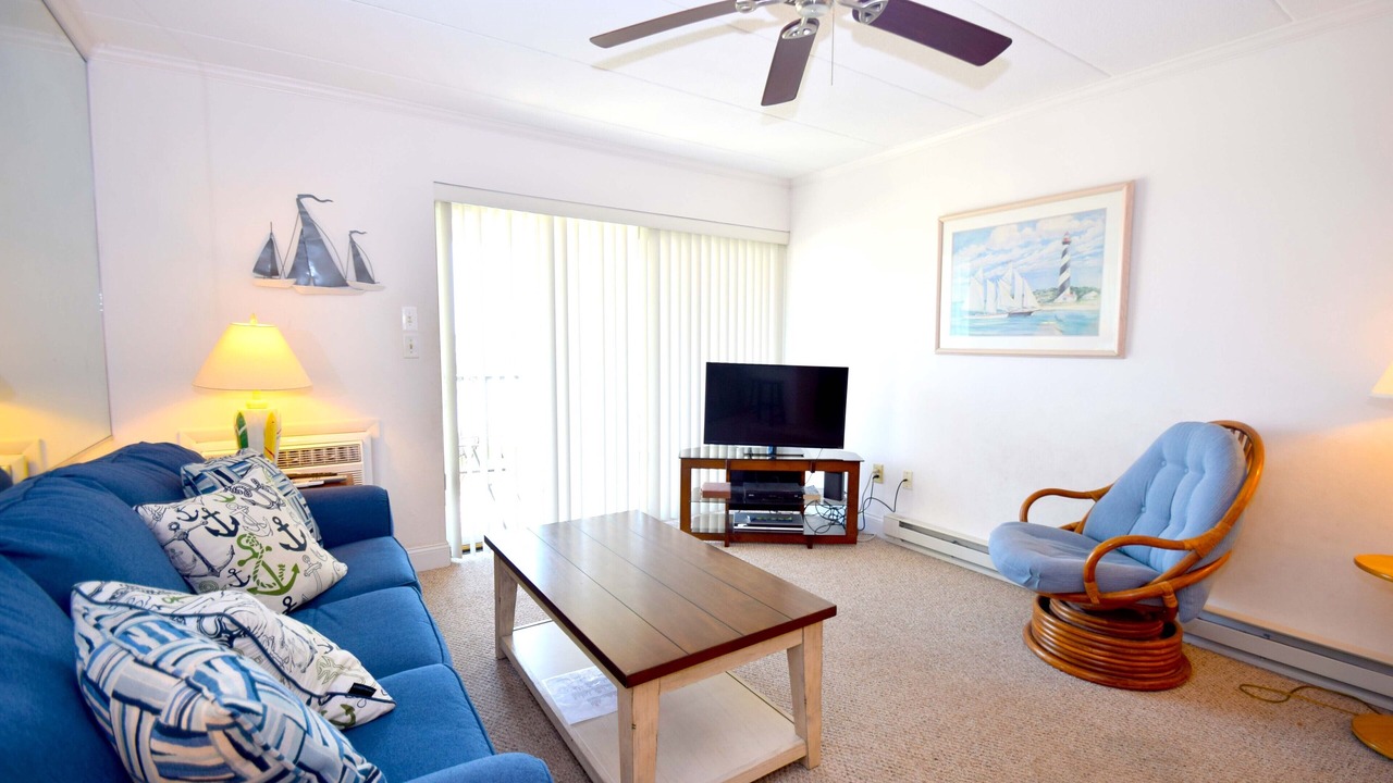 Photo of Livingroom in North Ocean City