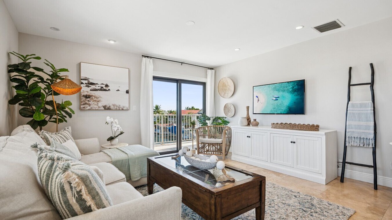 Photo of Livingroom in Key Largo