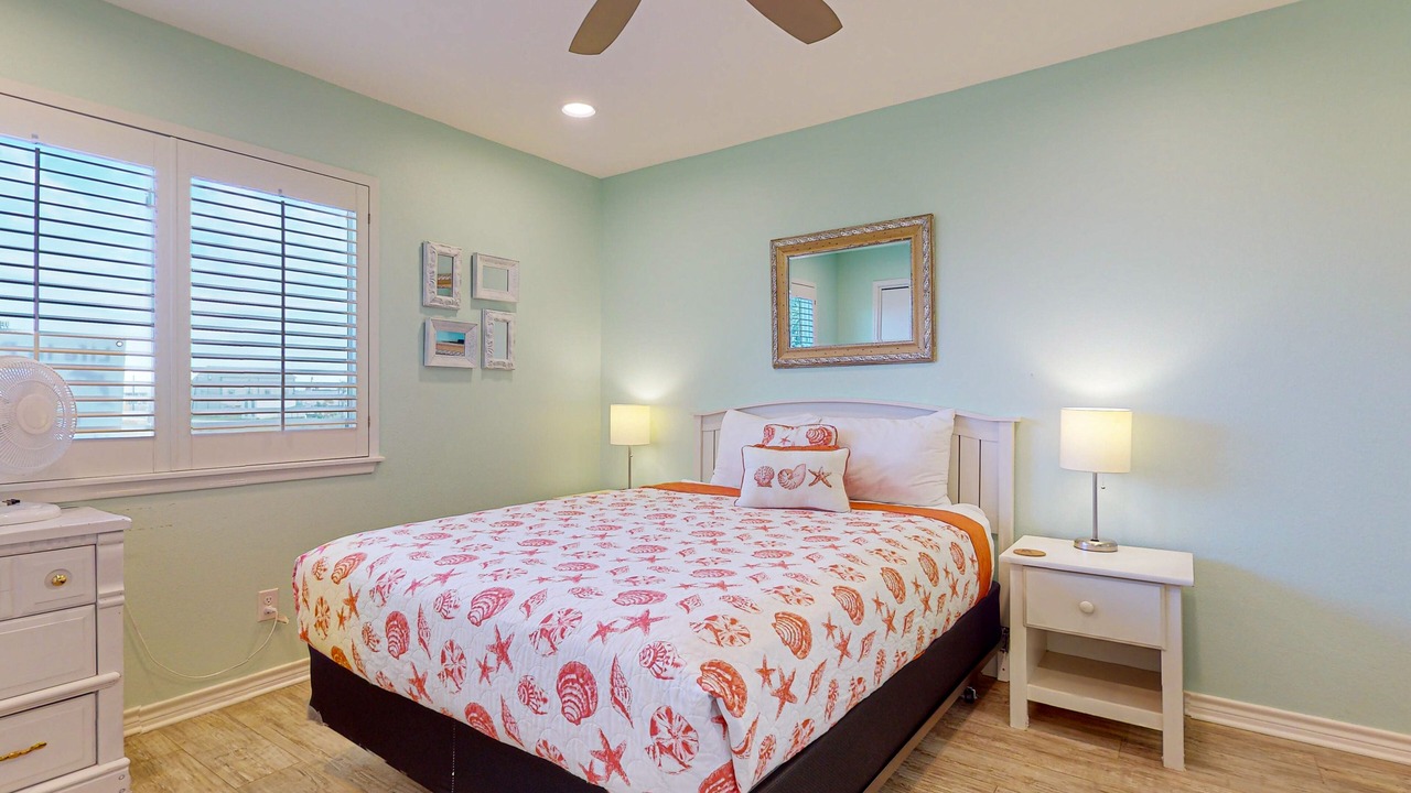 Photo of Bedroom in Port Aransas