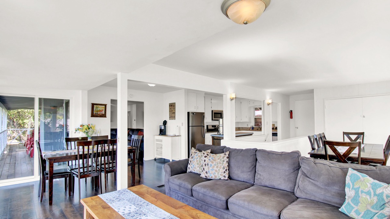 Photo of Livingroom in Jamestown