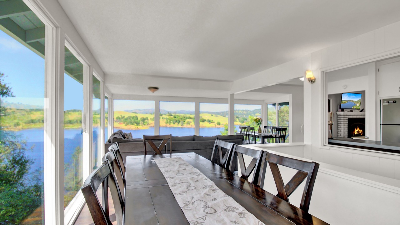 Photo of Others in Jamestown