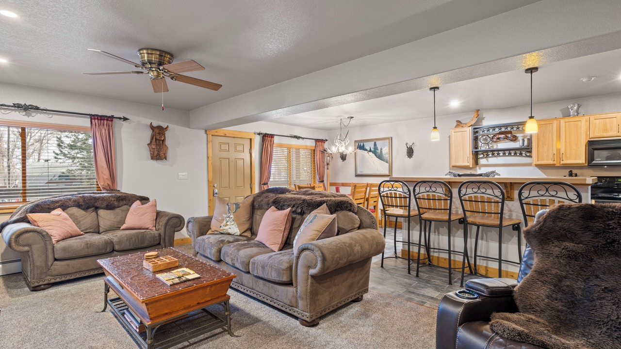 Photo of Livingroom in Downtown Steamboat Springs