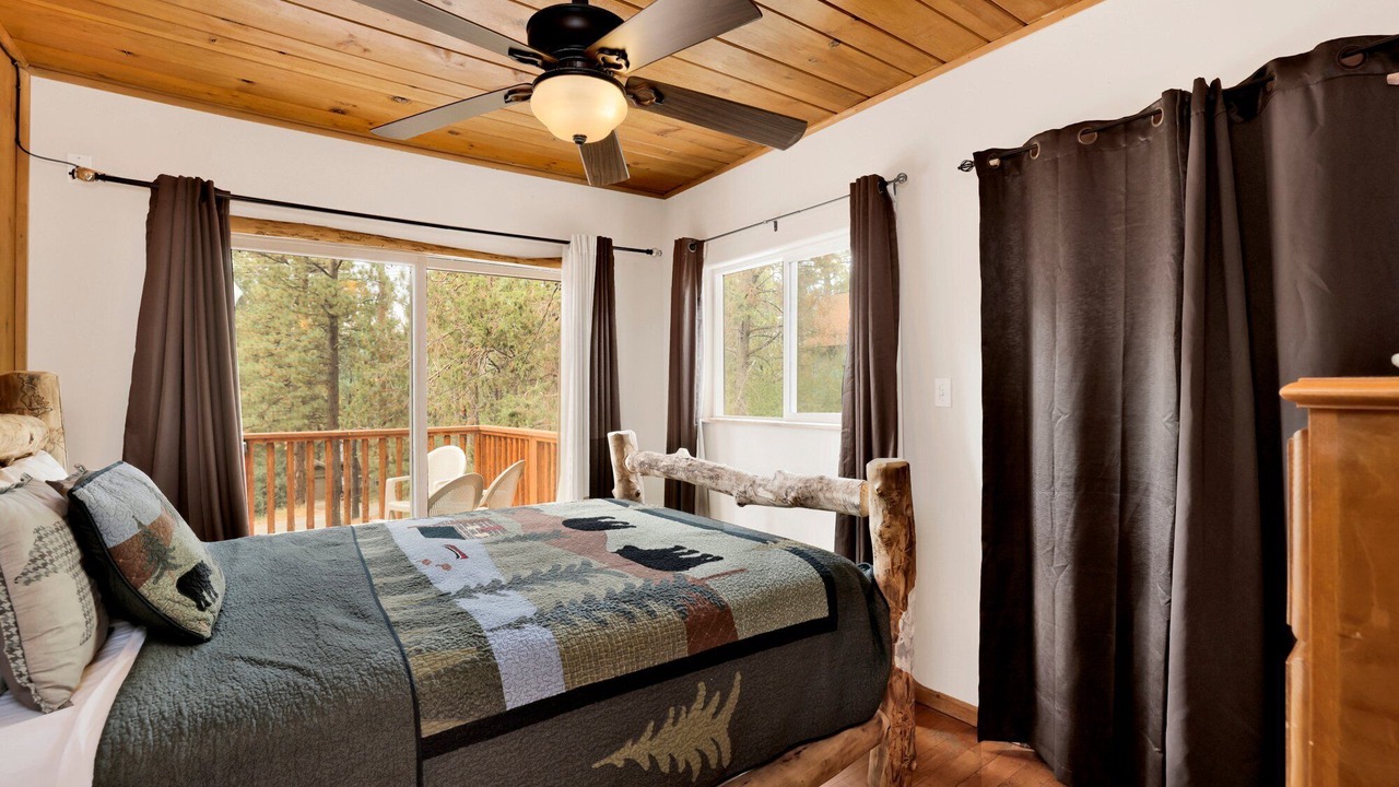 Photo of Bedroom in Big Bear City