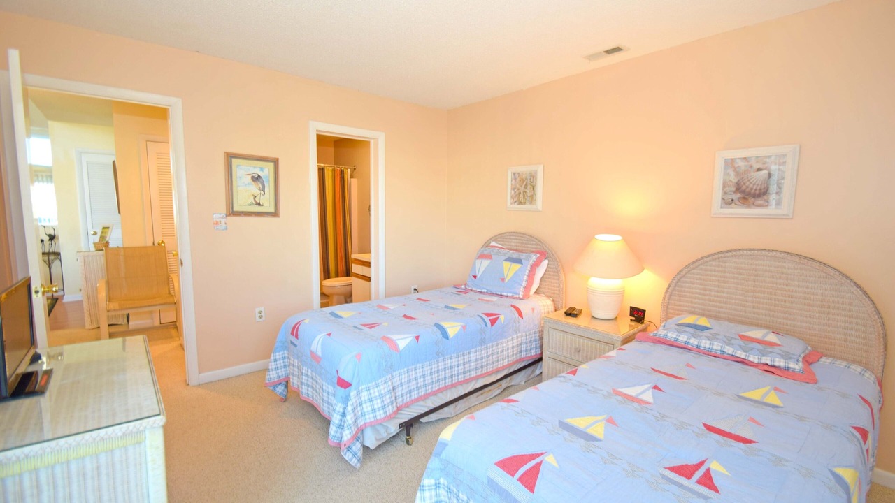 Photo of Bedroom in Heron Harbour Isle