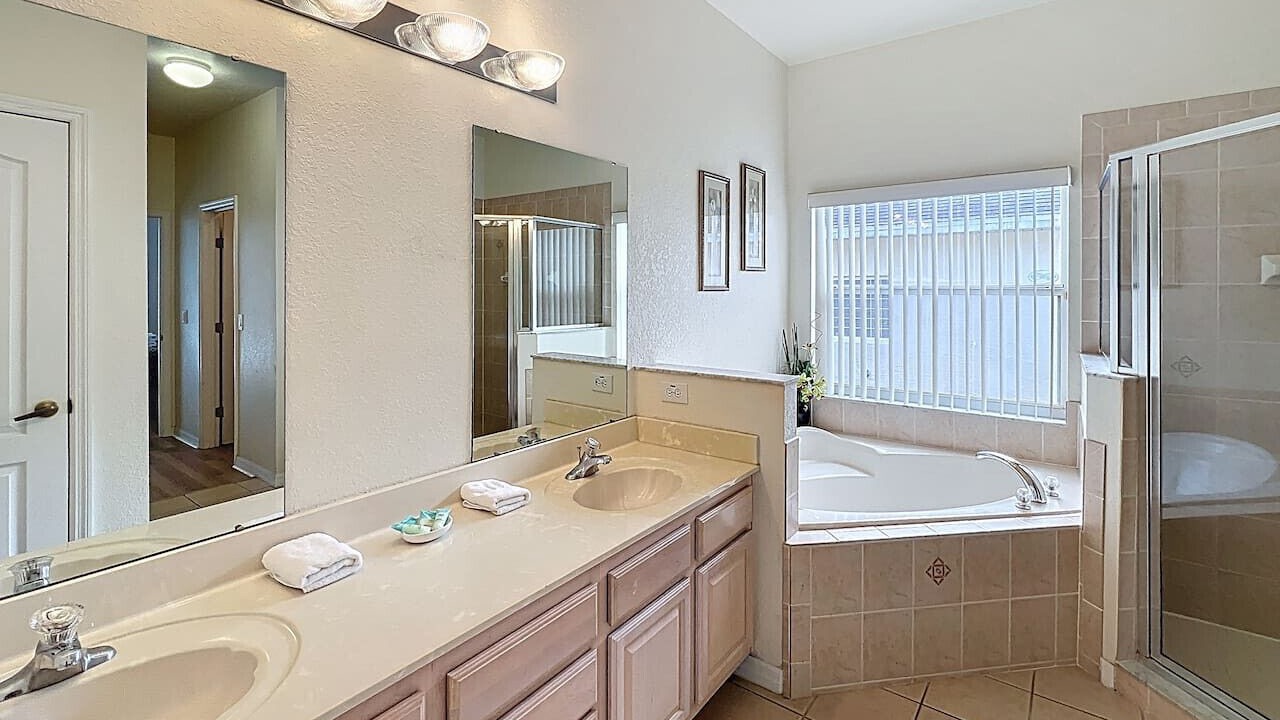 Photo of Bathroom in West Haven
