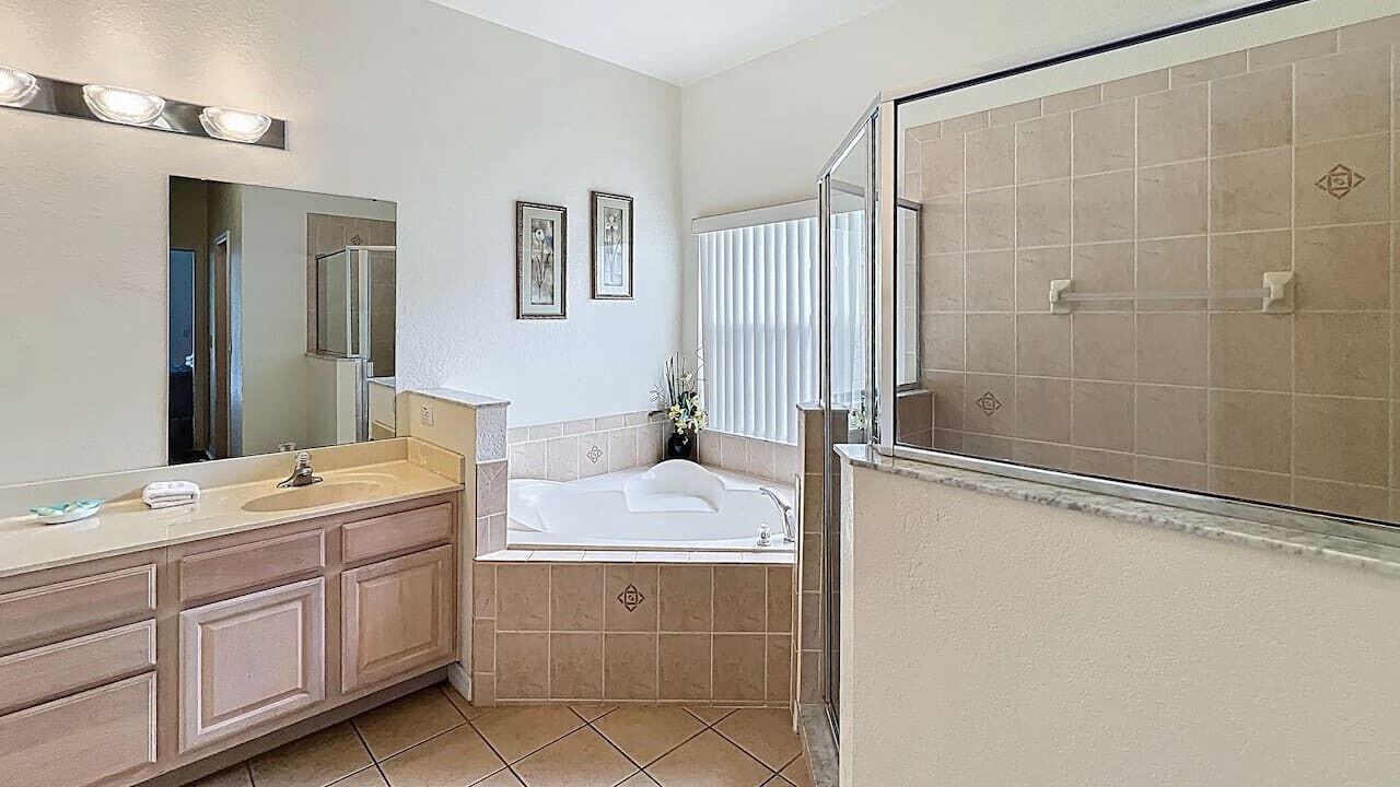 Photo of Bathroom in West Haven
