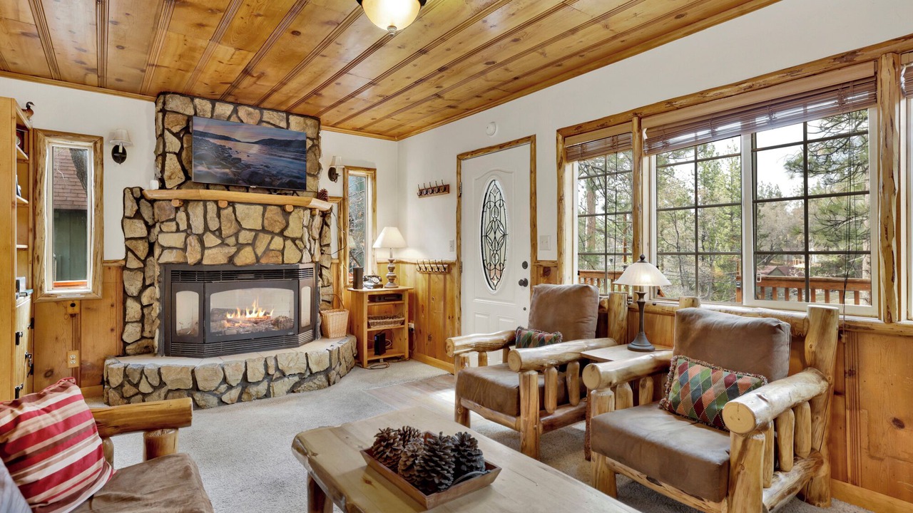 Photo of Livingroom in Moonridge