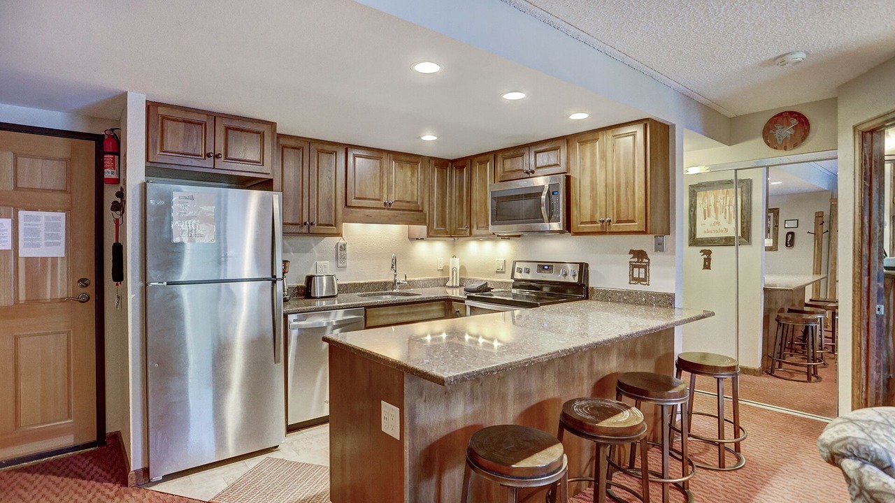 Photo of Kitchen in Peak 9
