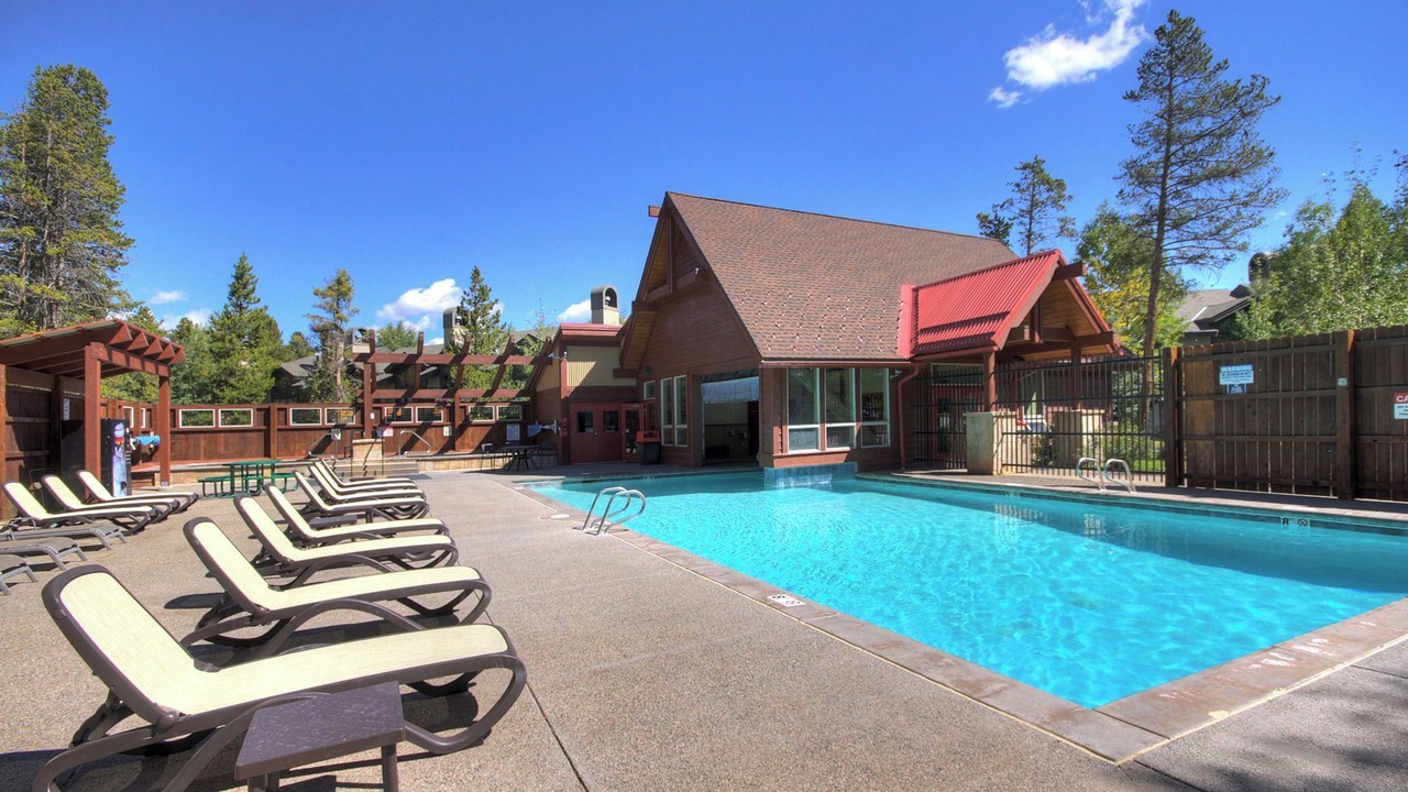 Photo of Outdoor in Peak 9