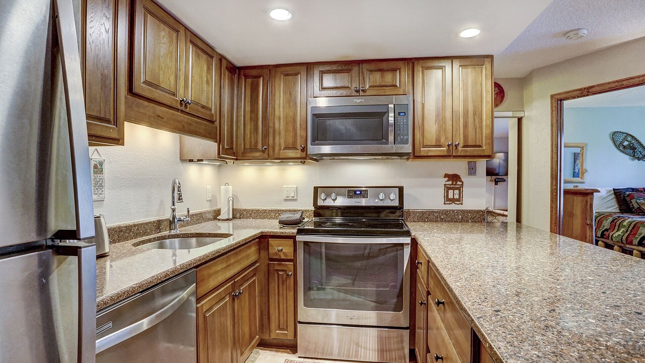 Photo of Kitchen in Peak 9
