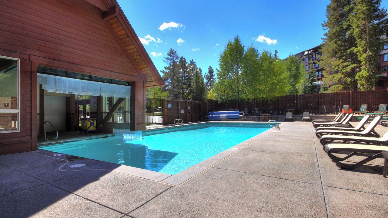 Photo of Outdoor in Peak 9