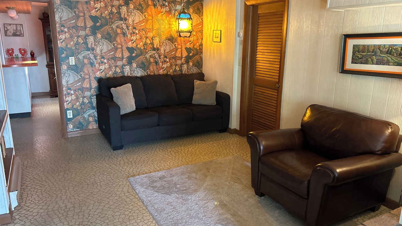 Photo of Livingroom in Waterbury