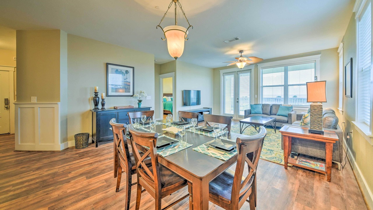 Photo of Livingroom in Red Fish Cove