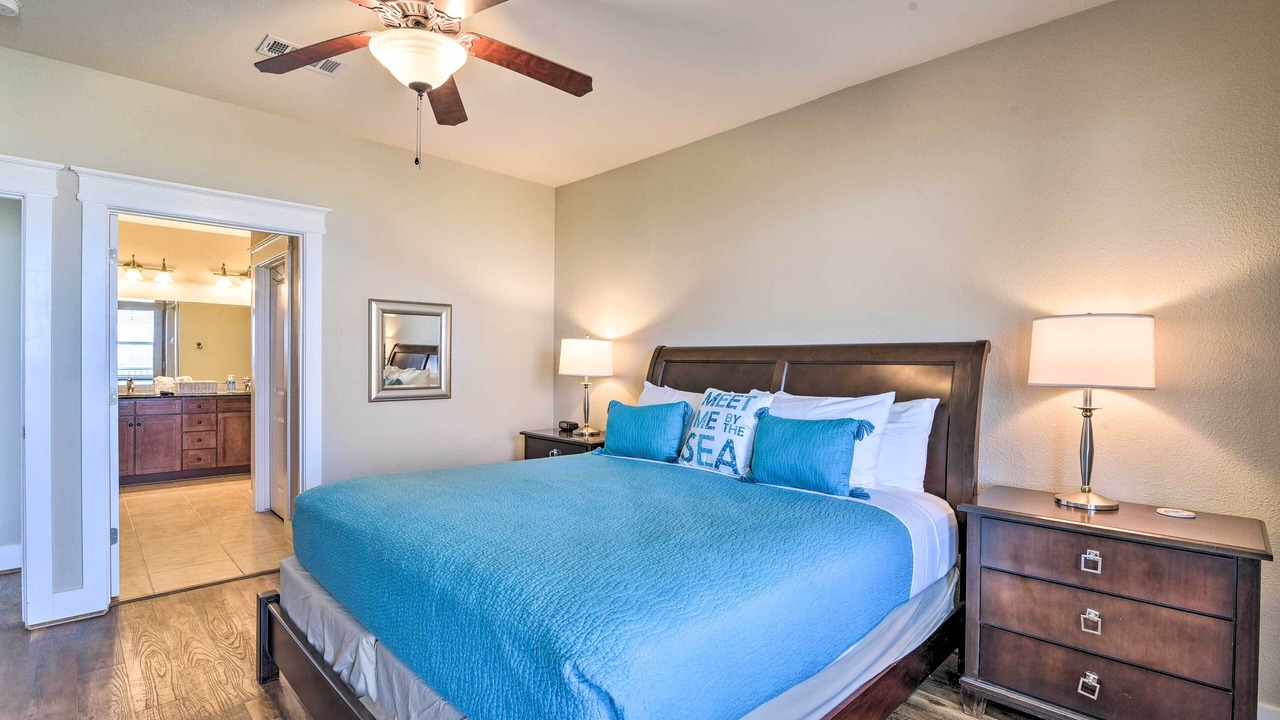 Photo of Bathroom in Red Fish Cove