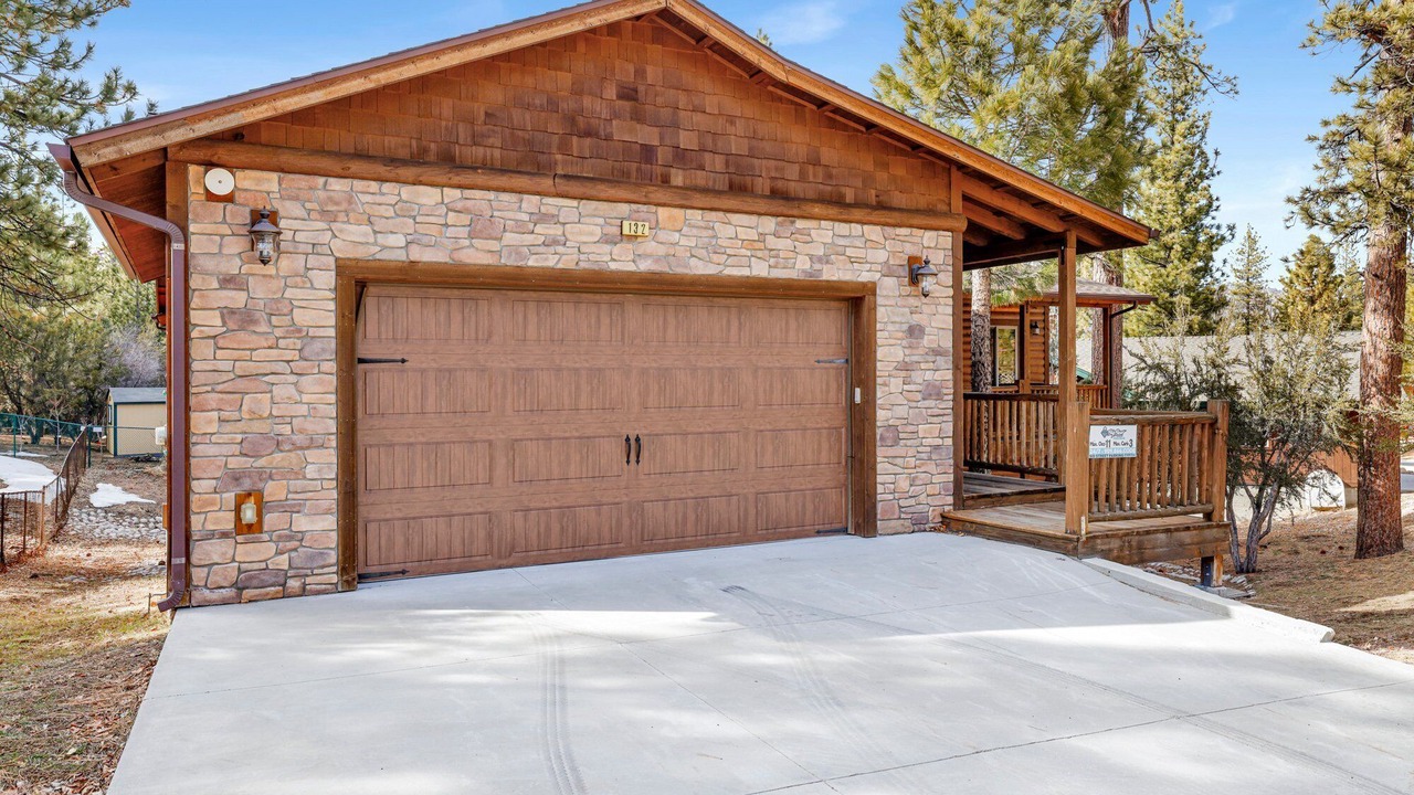 Photo of Outdoor in Eagle Mountain Estates