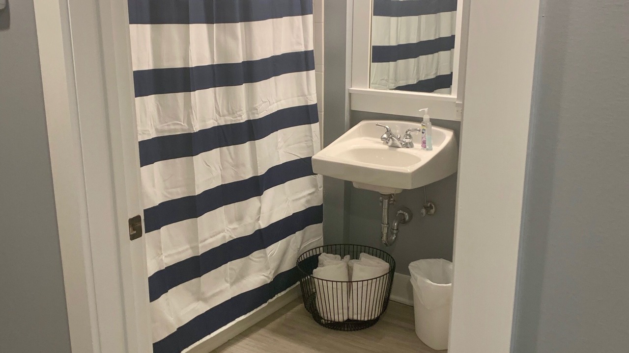 Photo of Bathroom in Baytowne Wharf