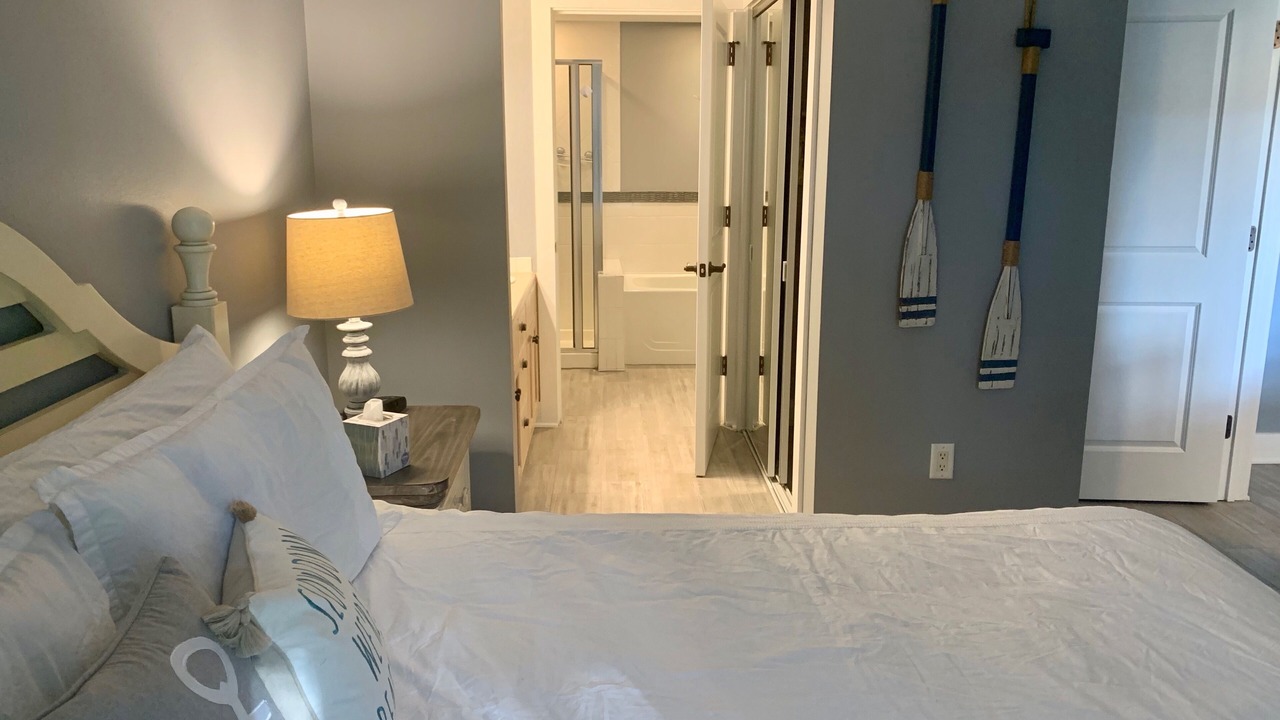 Photo of Bathroom in Baytowne Wharf