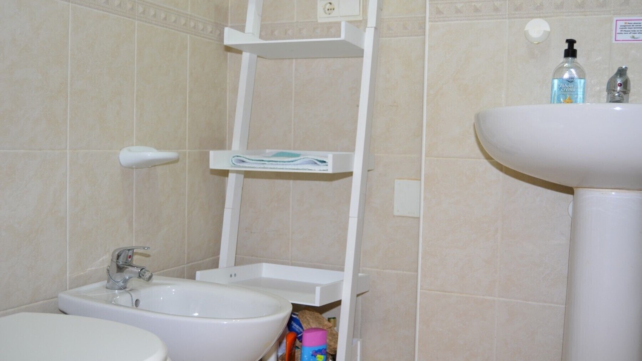 Photo of Bathroom in Los Nietos