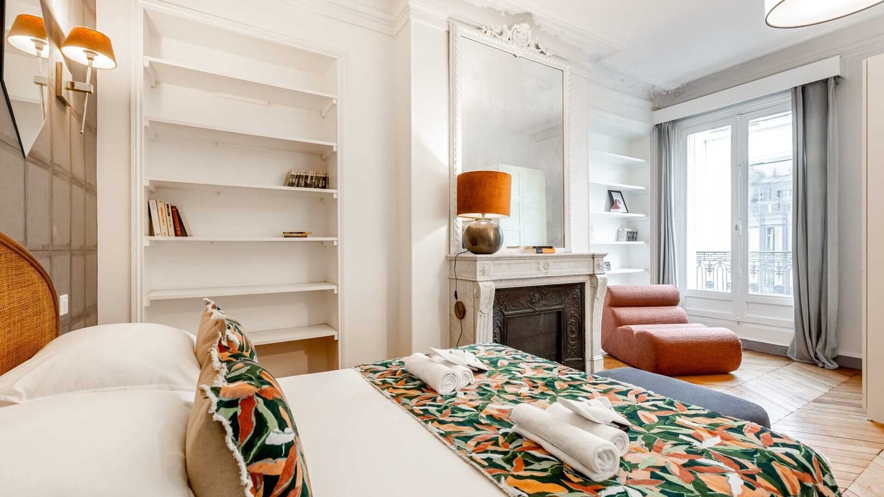 Photo of Bedroom in Faubourg-du-Roule