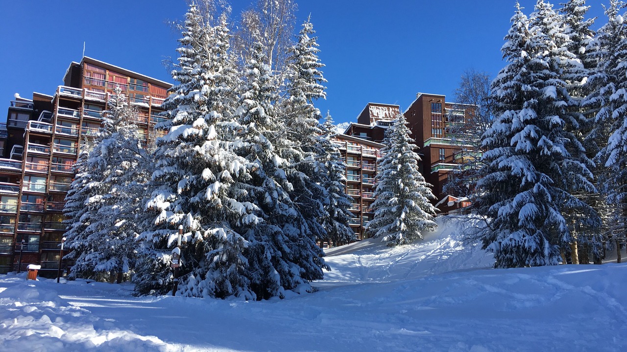 Photo of Outdoor in Arc-1800