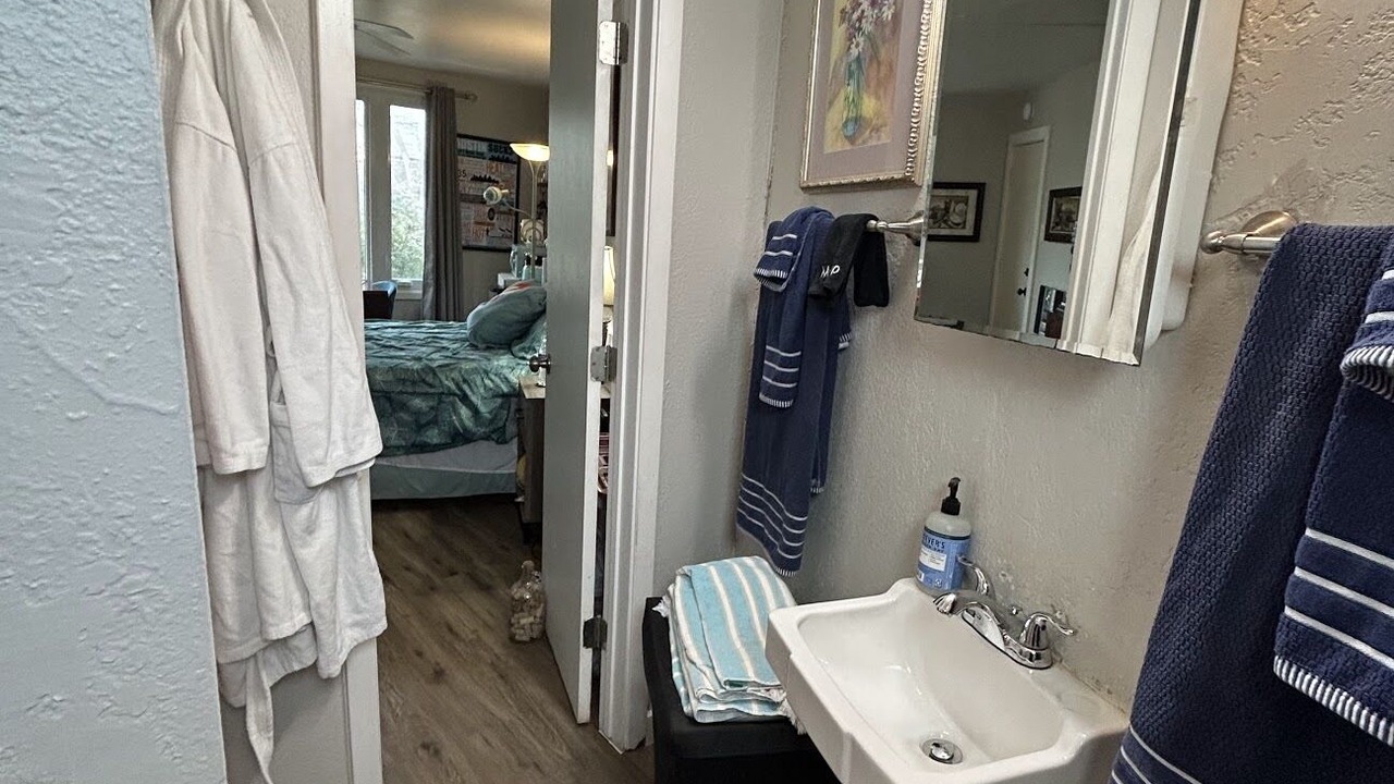 Photo of Bathroom in Highland Park West
