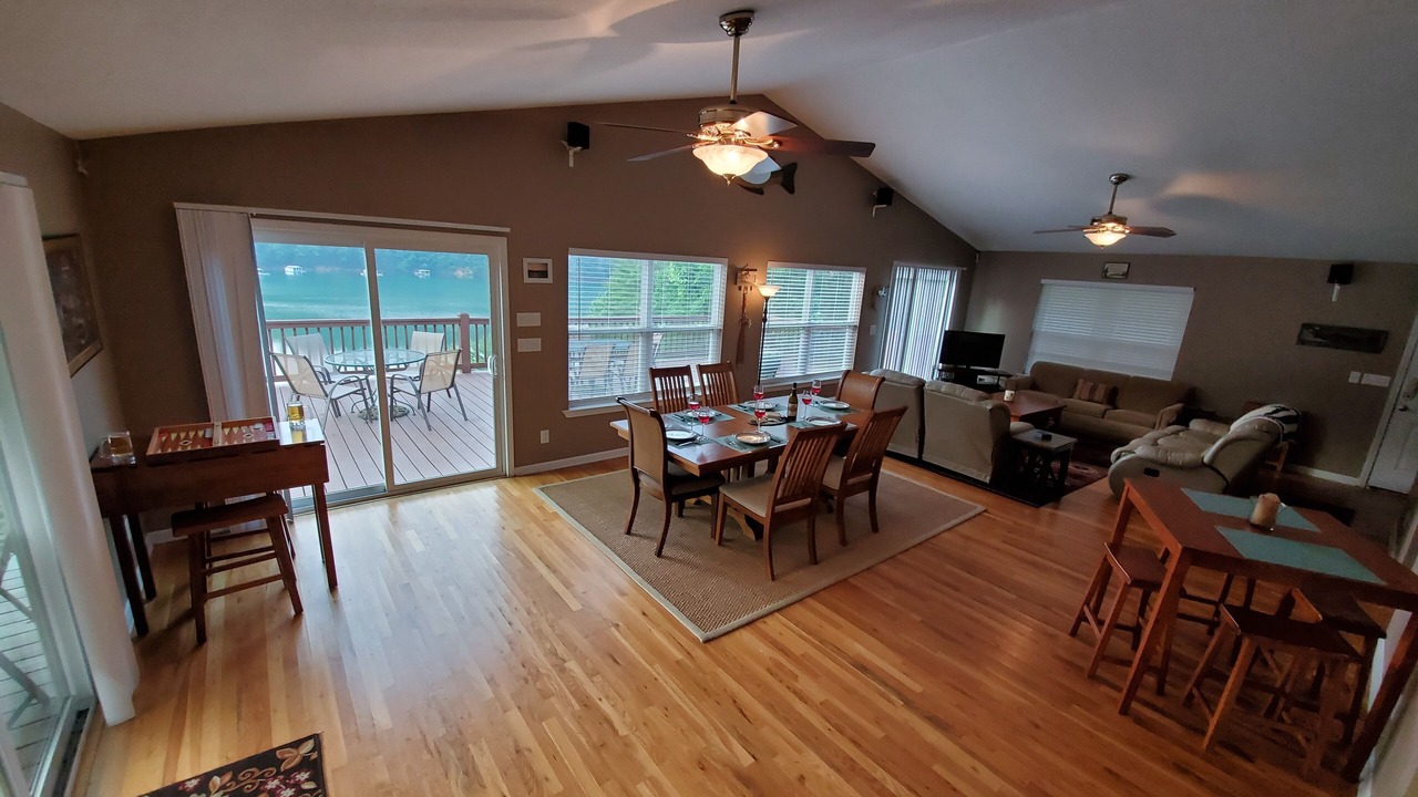 Photo of Livingroom in Almond
