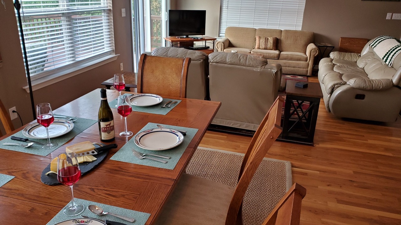 Photo of Livingroom in Almond