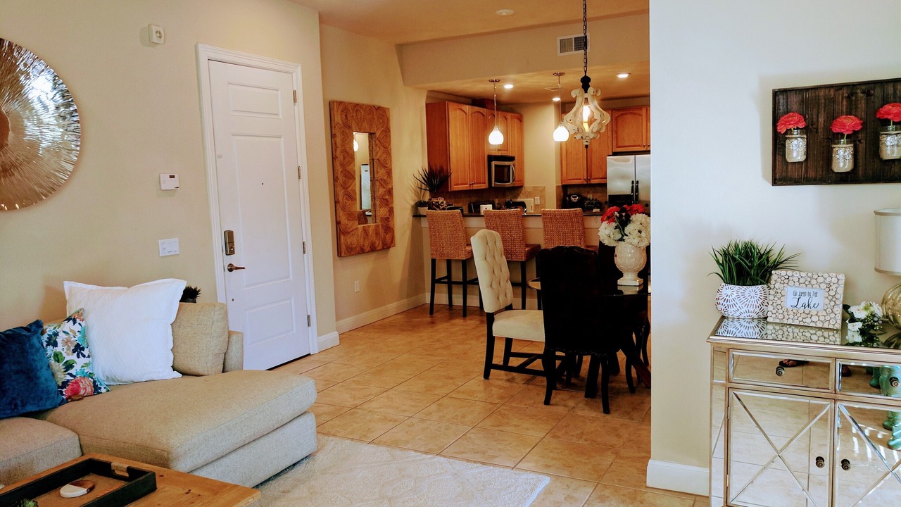 Photo of Livingroom in Horseshoe Bay
