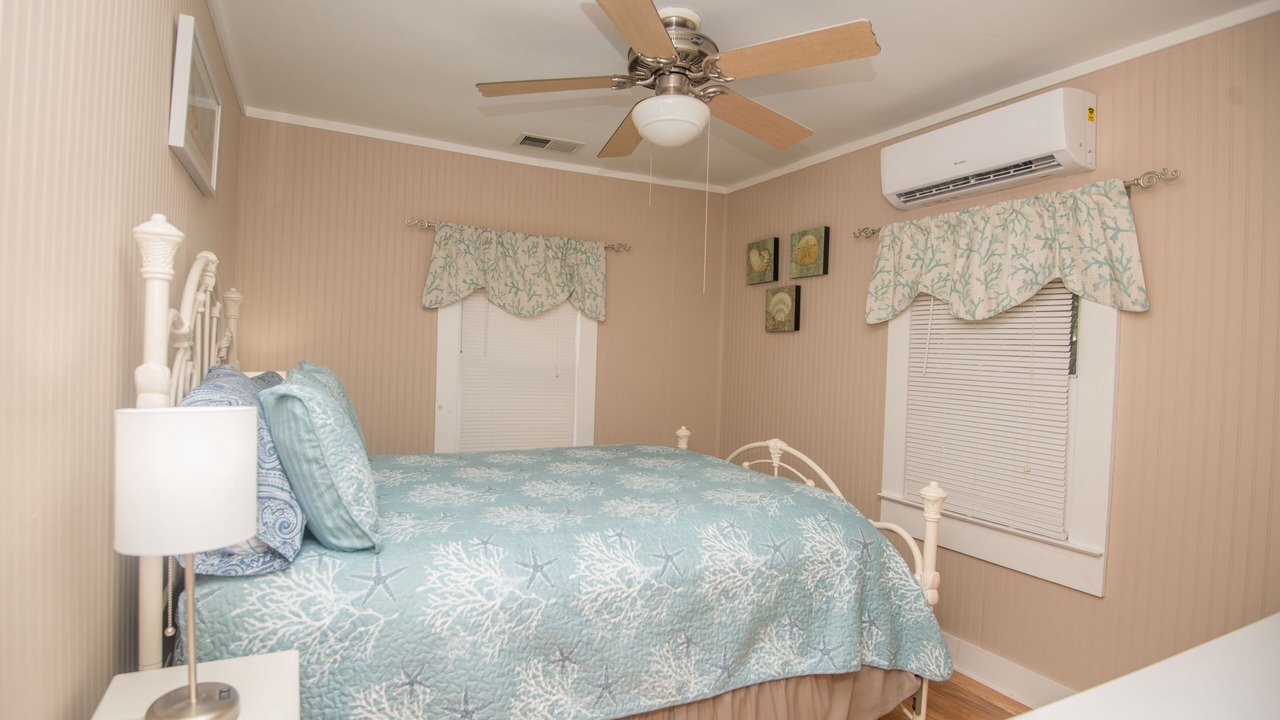 Photo of Bedroom in Historic District