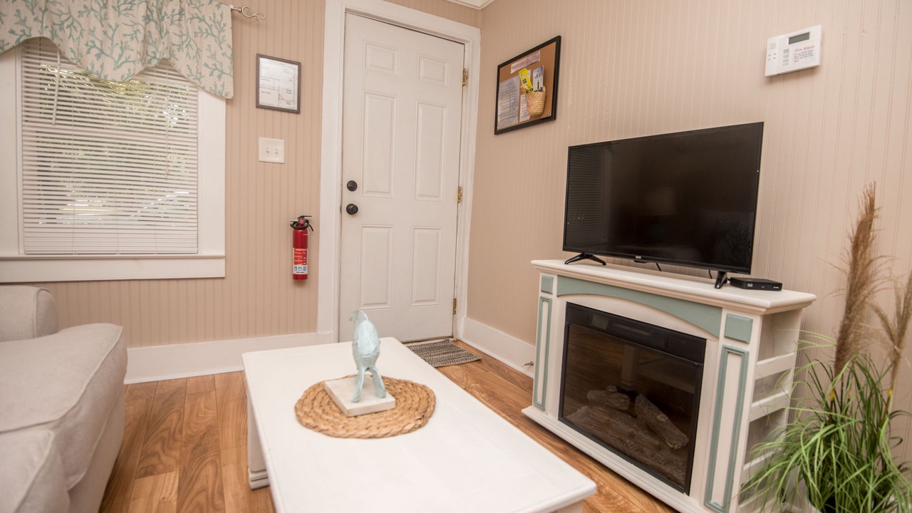 Photo of Livingroom in Historic District