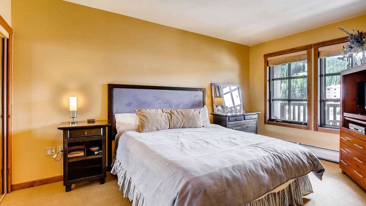 Photo of Bedroom in Copper Mountain Village