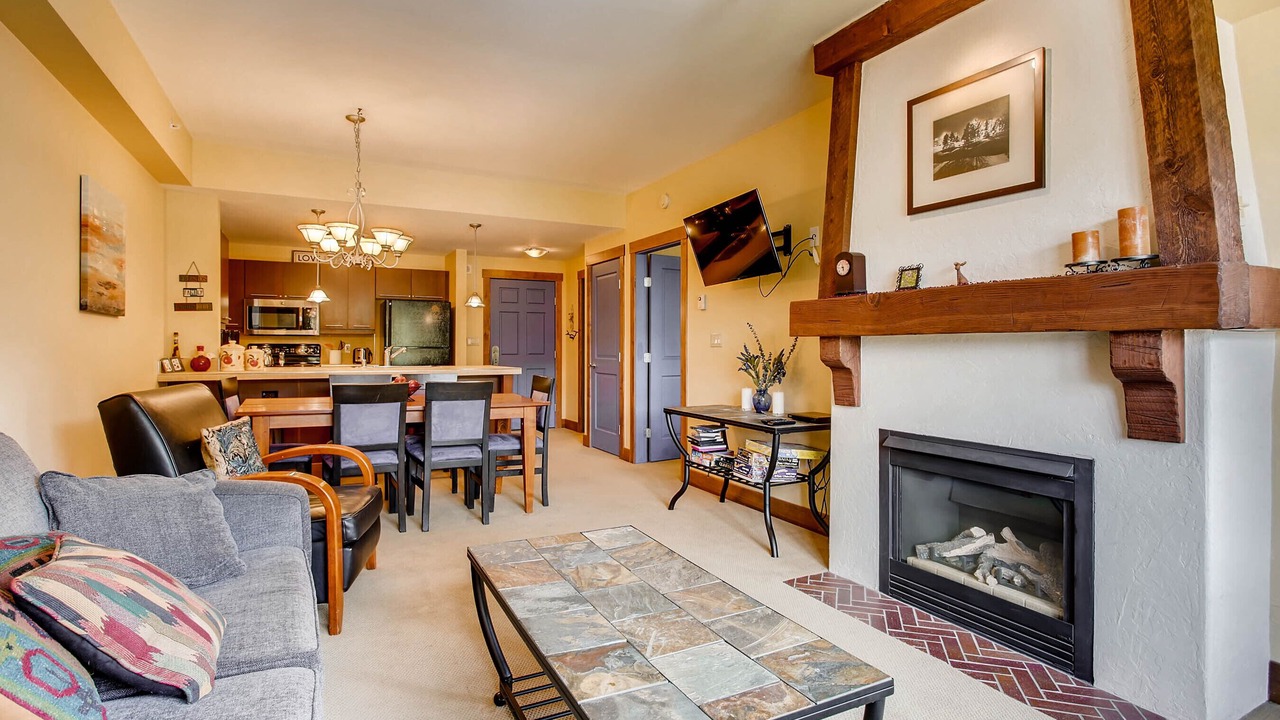 Photo of Livingroom in Copper Mountain Village